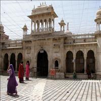 Deshnok's Karni Mata Temple