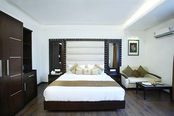HOTEL PARKLAND GRAND-Kapashera