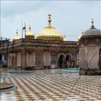 The Jwalamukhi Temple