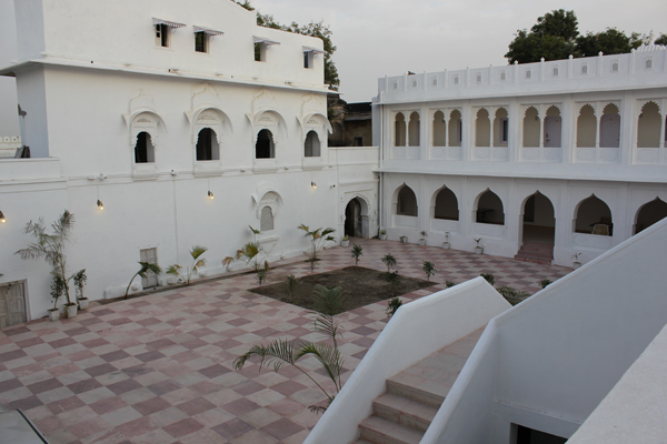 Dera Khairwa- The Fort Palace