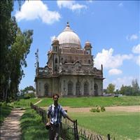 Sadat Ali tomb