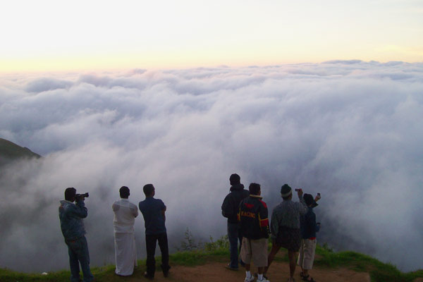 image of View of Land and Cloud from Munnar