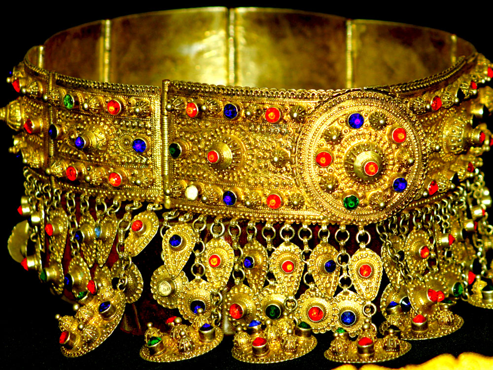 Jadau Indian Jewelry